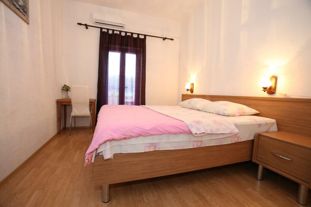 Rooms With The Sea View Baška Esterno foto