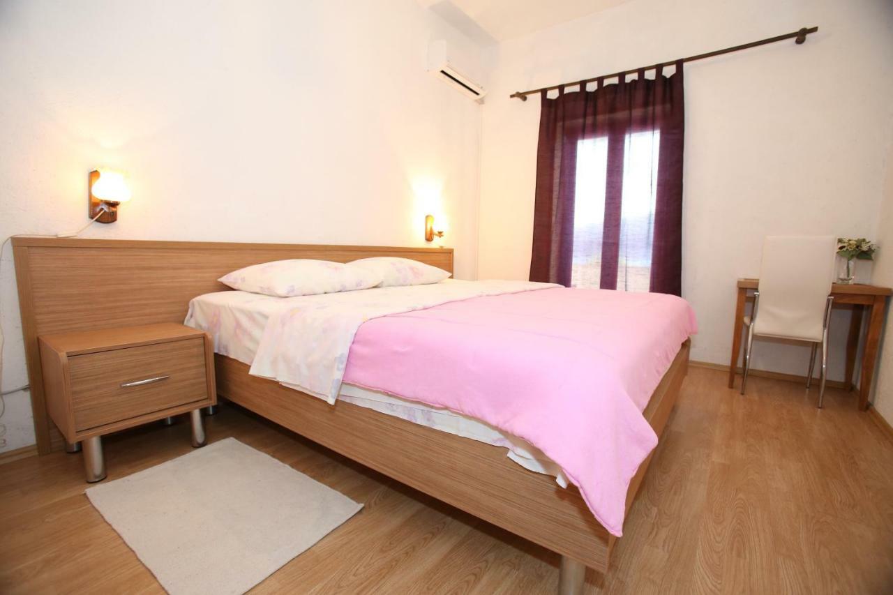 Rooms With The Sea View Baška Esterno foto