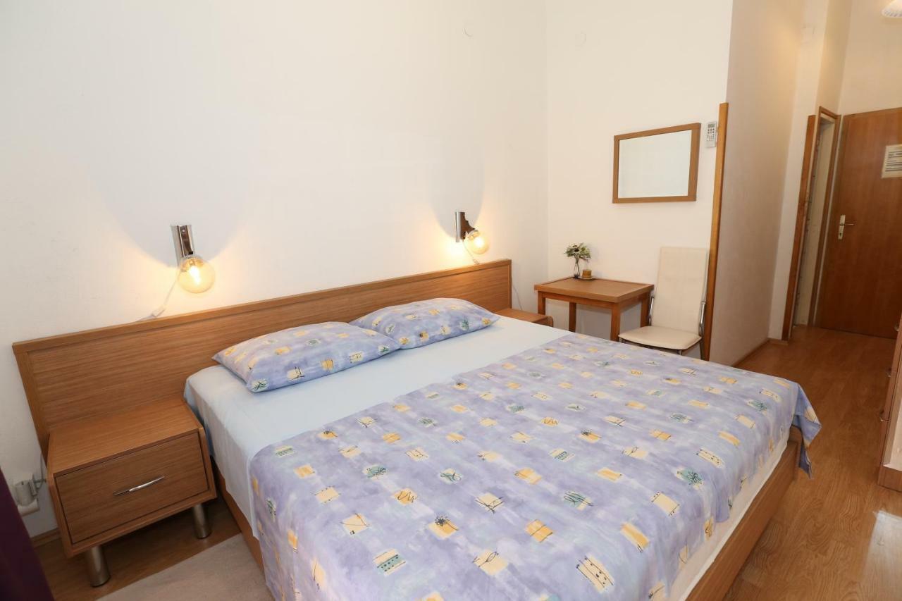Rooms With The Sea View Baška Esterno foto